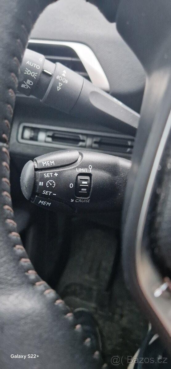 Peugeot 5008 1,2