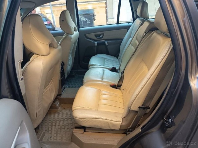 Volvo XC90 3,2   l AWD exucutive LPG