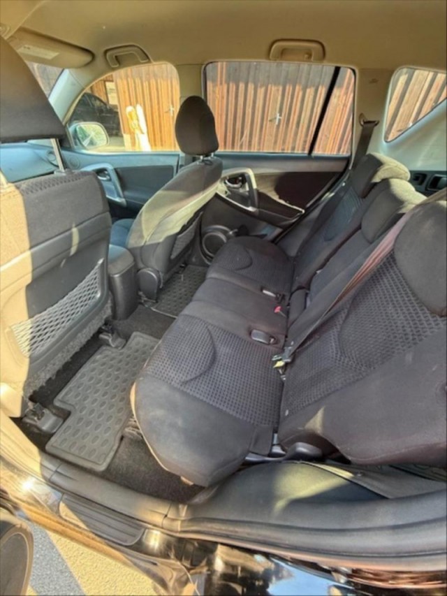 Toyota RAV4 2,2   130kw