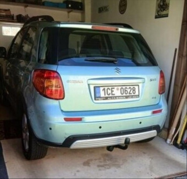 Suzuki SX4 najeto 112 700 km, r.v. 2008,