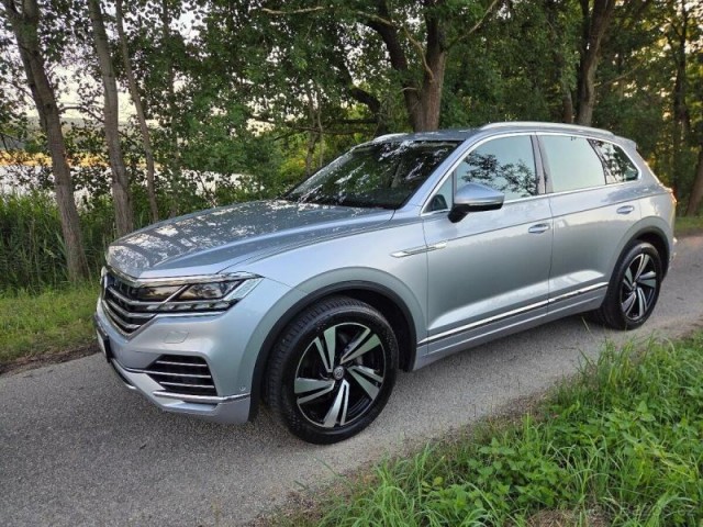 Volkswagen Touareg 3,0   TDI(210KW) HEZKÝ