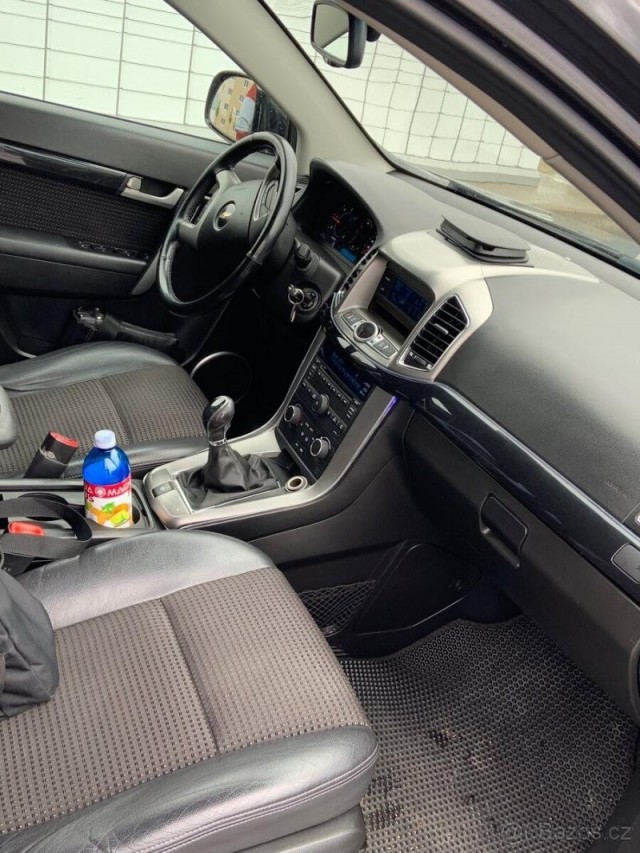 Chevrolet Captiva 2,2   2012