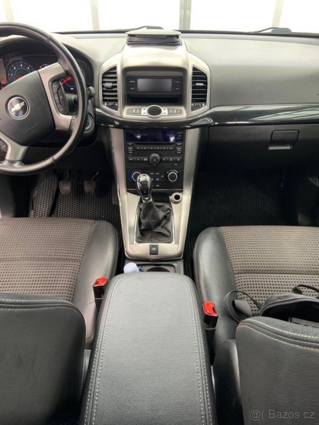 Chevrolet Captiva 2,2   2012