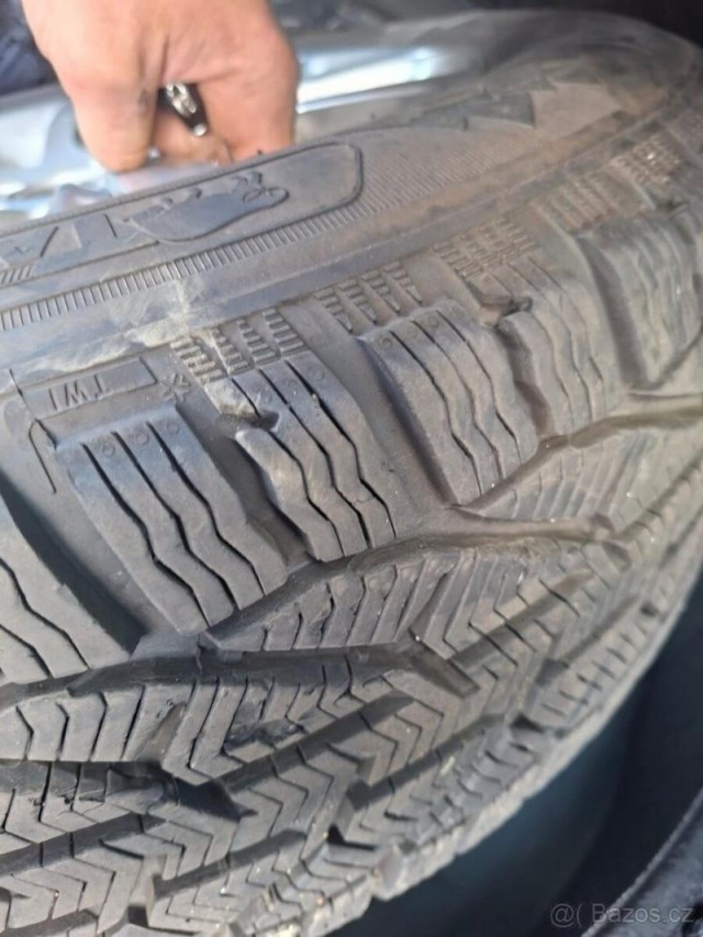 Land Rover Discovery 2,0
