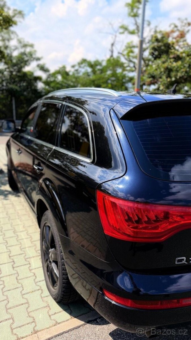 Audi Q7 3,0   quattro, 7 míst, automat