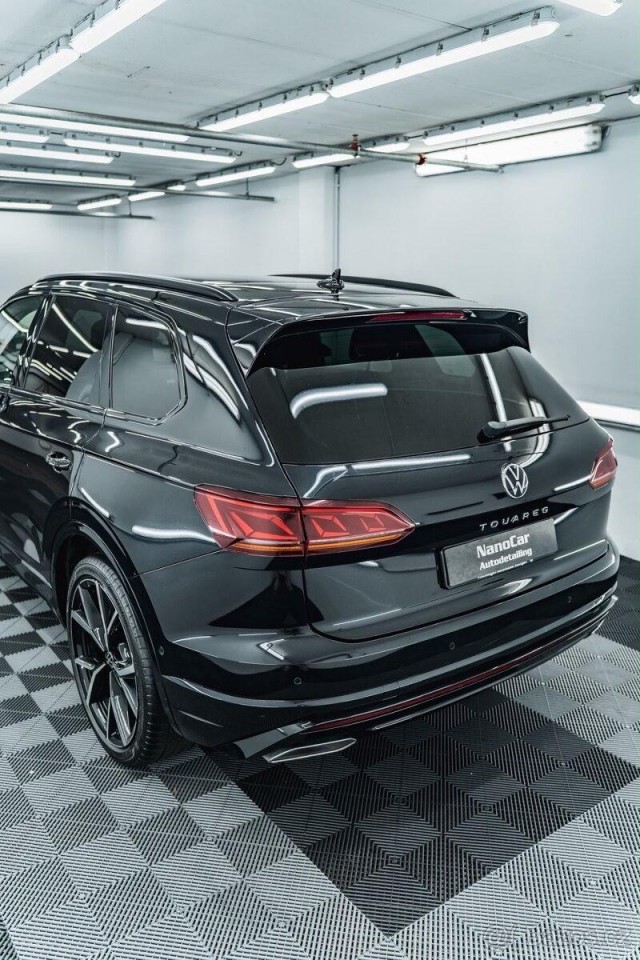 Volkswagen Touareg 3,0   TDi R Line BLACK STYLE M