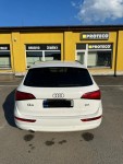Audi Q5 TDI 4X4 ( 320 000 KČ)