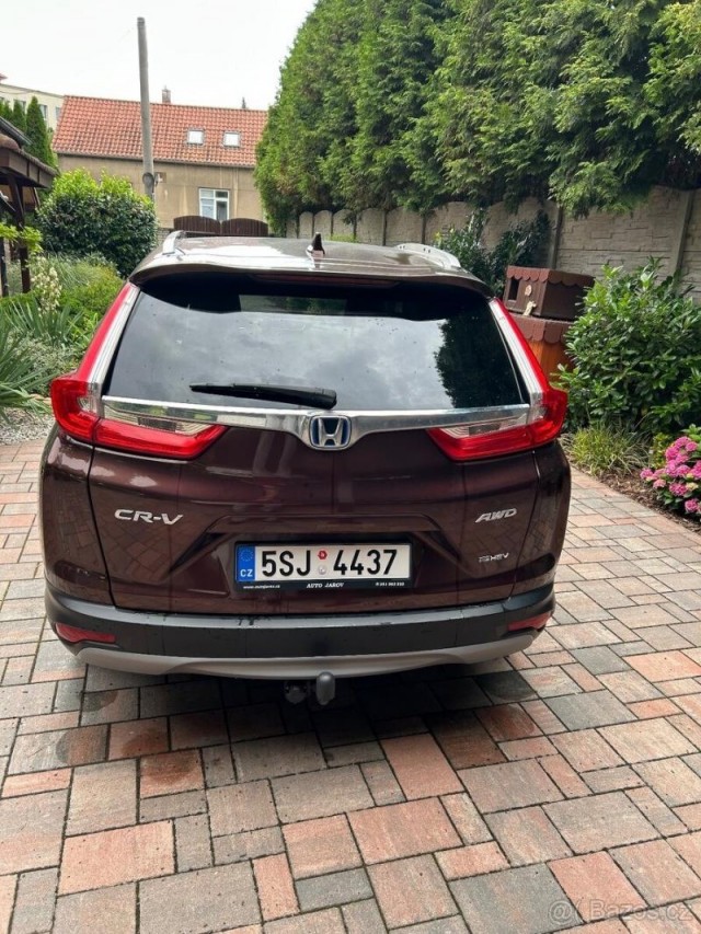Honda CR-V AWD hybrid 135 kW 2022