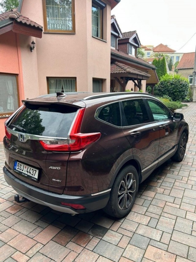 Honda CR-V AWD hybrid 135 kW 2022
