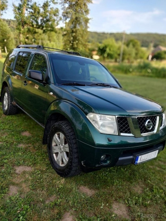 Nissan Pathfinder 2,5   4x4