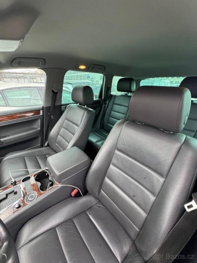 Volkswagen Touareg 3,0   tdi