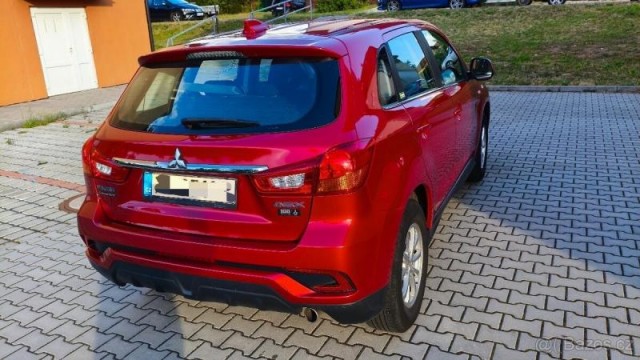 Mitsubishi ASX 1,6   MIVEC 86 kW INVITE+, rok