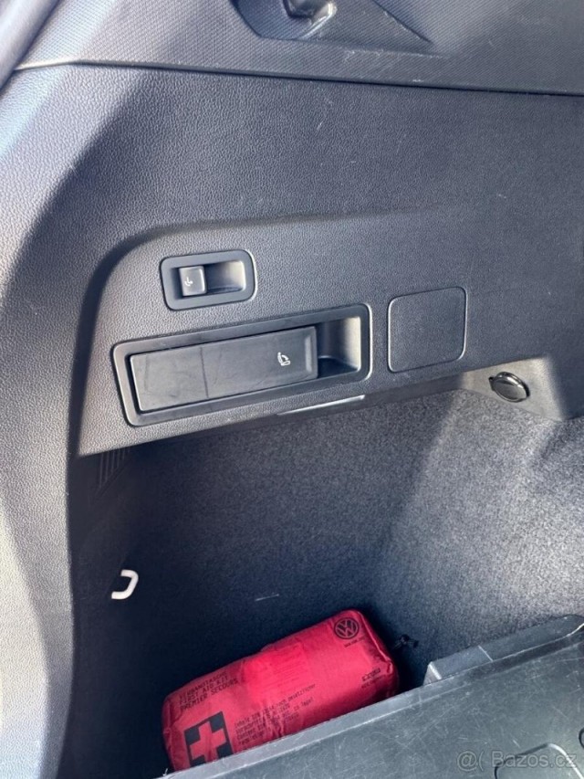 Volkswagen Tiguan 2,0   TDI R-Line