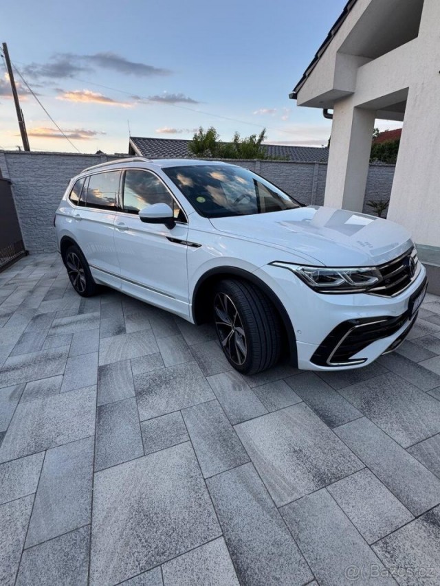 Volkswagen Tiguan 2,0   TDI R-Line