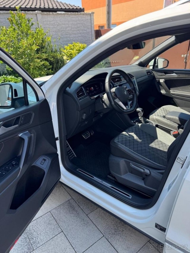 Volkswagen Tiguan 2,0   TDI R-Line