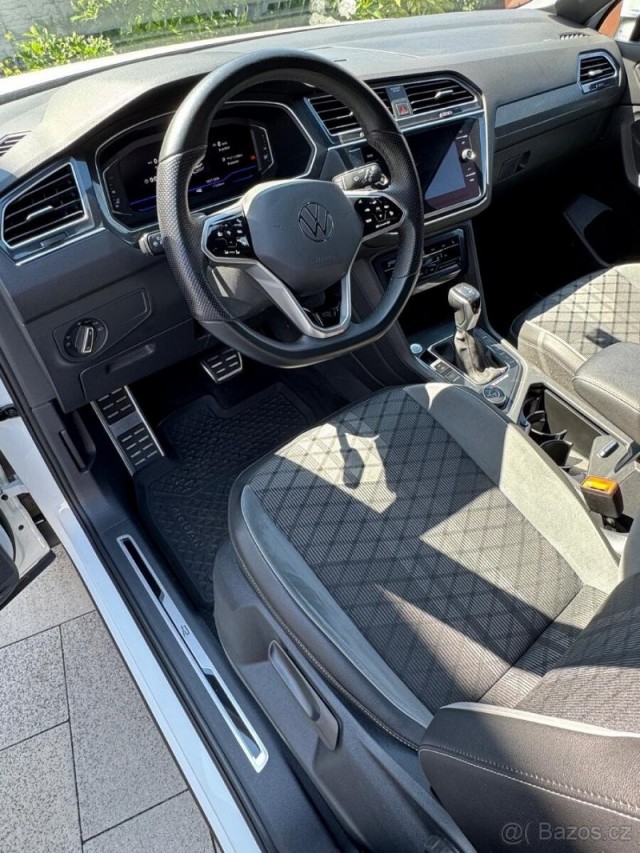 Volkswagen Tiguan 2,0   TDI R-Line