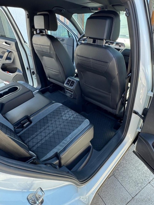 Volkswagen Tiguan 2,0   TDI R-Line