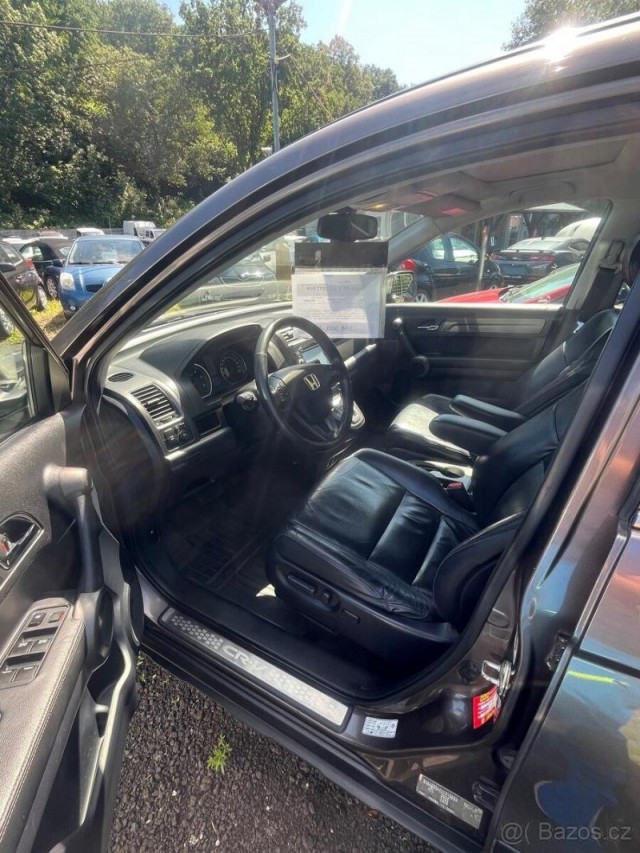 Honda CR-V 2,2   i-CTDi 4x4 • 2011 • Auto