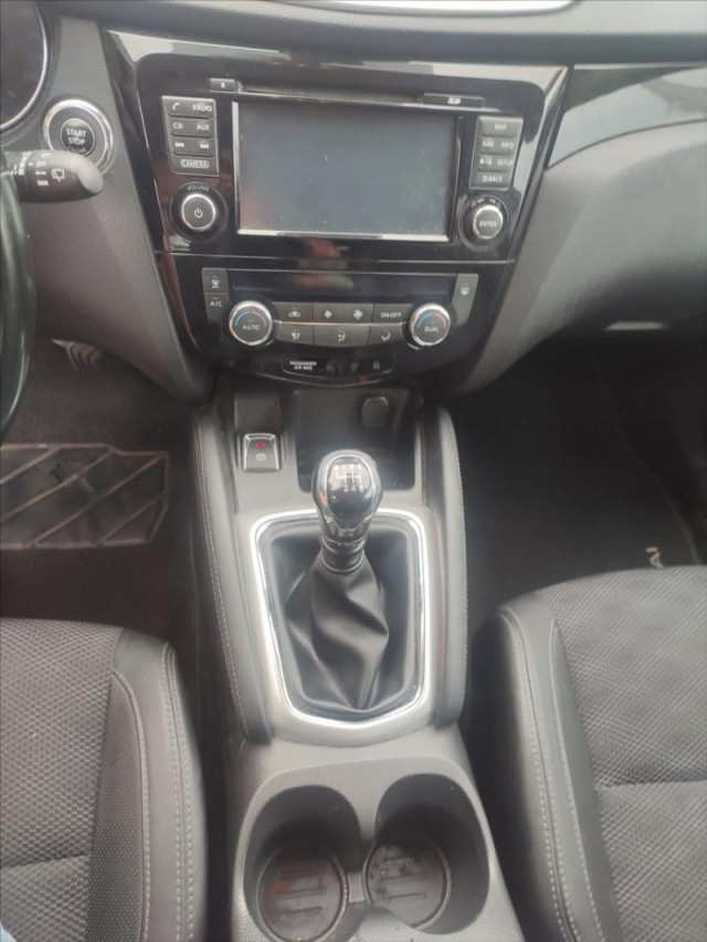 Nissan Qashqai 1,2