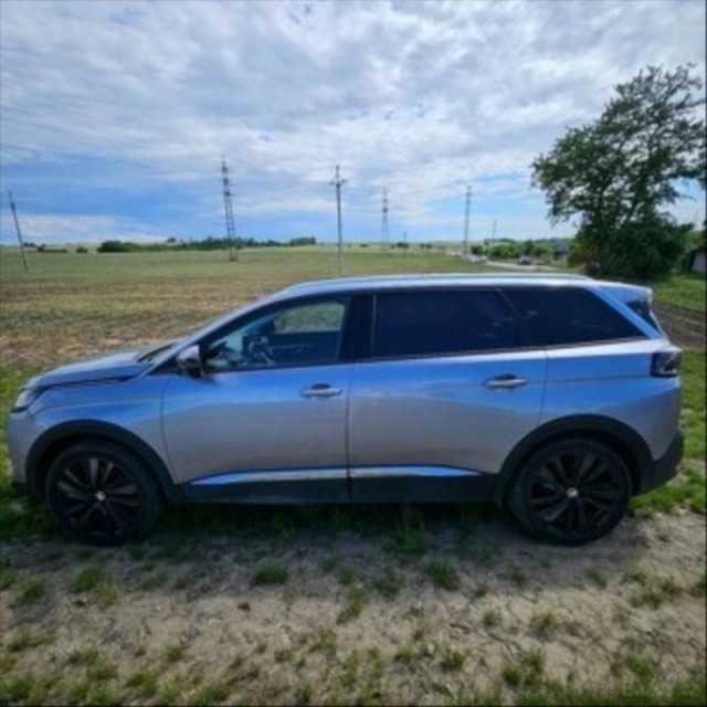 Peugeot 5008 1,2   ALLURE 7mist
