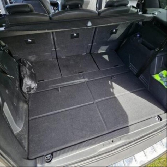 Peugeot 5008 1,2   ALLURE 7mist