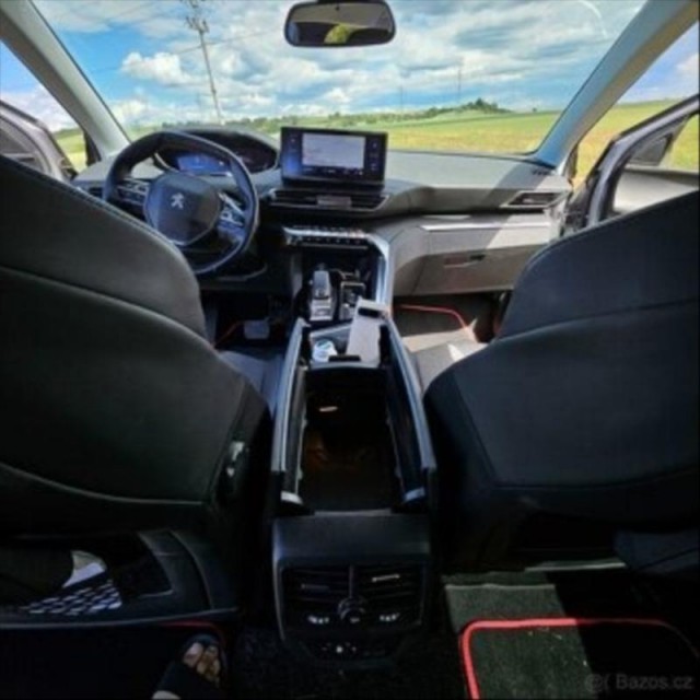 Peugeot 5008 1,2   ALLURE 7mist
