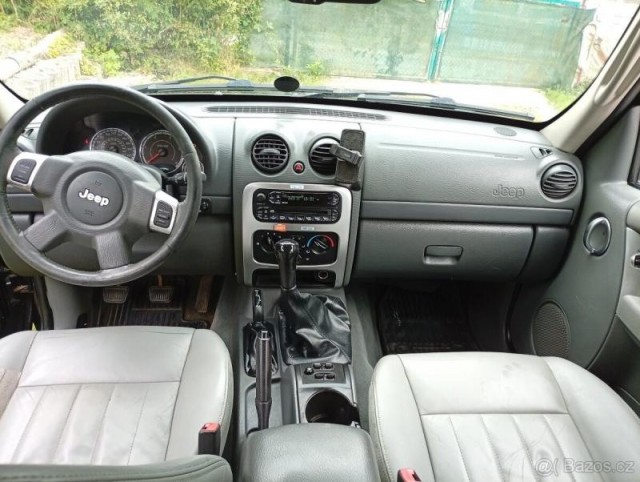 Jeep Cherokee 2,8