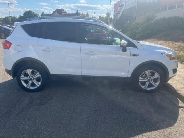 Ford Kuga 4X4 120KW, NAFTA