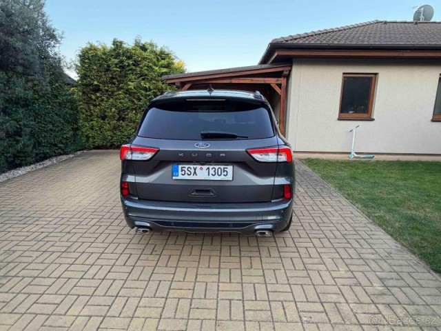Ford Kuga 1,5   r.v. 2022