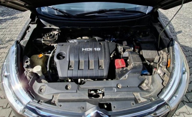 Citroën C4 Aircross 1,8   HDI 4x4 nebouraný, pravi