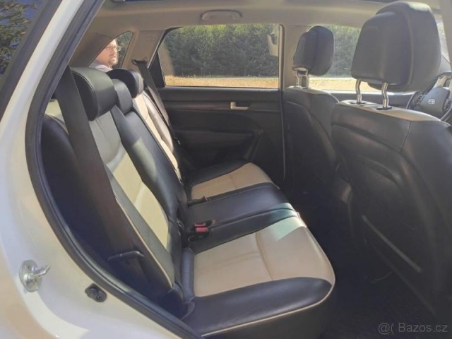 Kia Sorento 2,2   CRDI 4WD 145kW, 4x4 Auto
