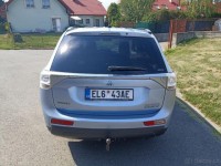 Mitsubishi Outlander 2,0   PHEV 4×4 – plug-in hybri