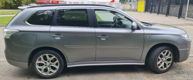 Mitsubishi Outlander 2,0   PHEV L "EL"