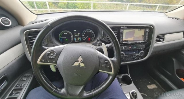 Mitsubishi Outlander 2,0   PHEV L "EL"