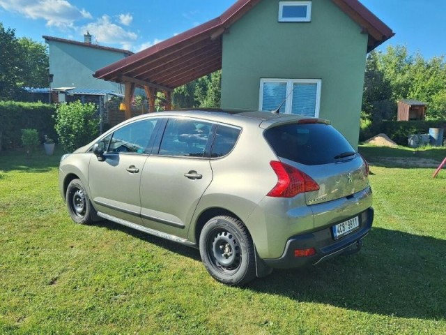 Peugeot 3008 1,6   M0VG - servisováno