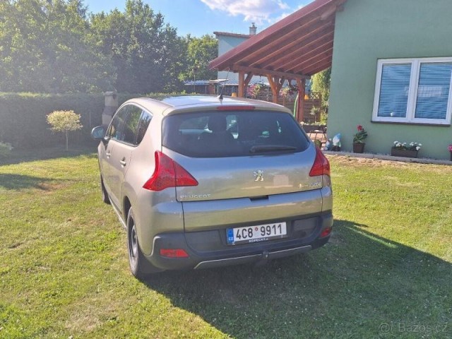 Peugeot 3008 1,6   M0VG - servisováno