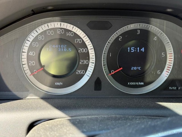 Volvo XC60 2,4   D5, r.v.2009