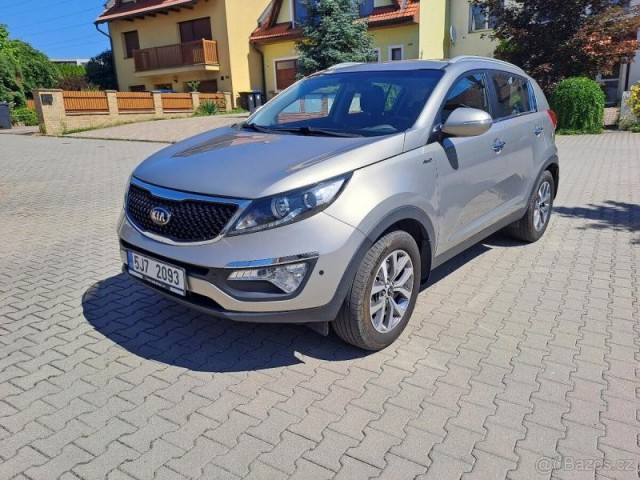 Kia Sportage 2,0   KM 142 000, 4×4