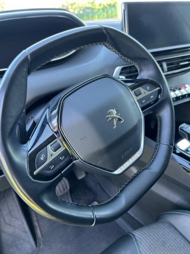 Peugeot 5008 r.v. 2021
