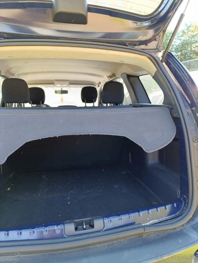 Dacia Duster 1,6   r.v. 2012