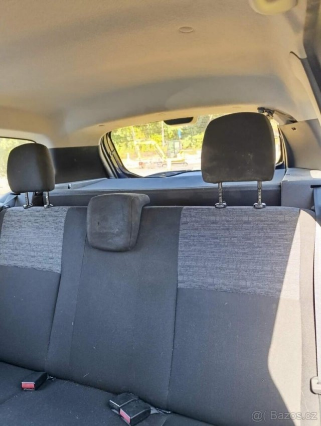 Dacia Duster 1,6   r.v. 2012