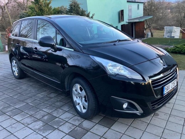 Peugeot 5008 2,0   HDI, 110KW 7 mist, panor