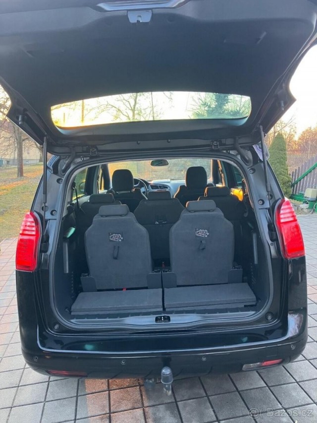 Peugeot 5008 2,0   HDI, 110KW 7 mist, panor