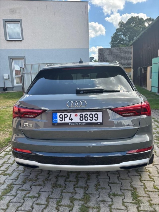 Audi Q3 1,5   S-Line TFSi