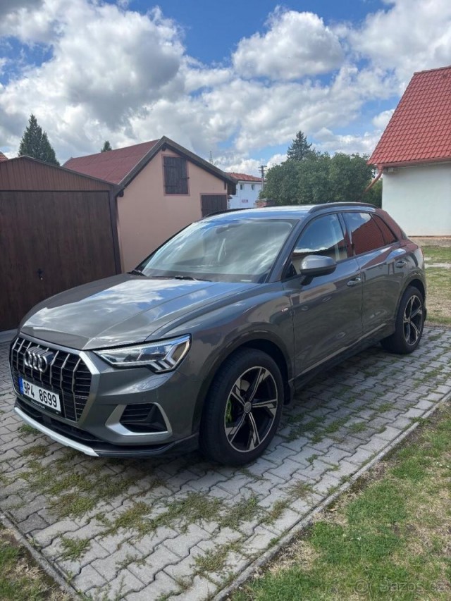 Audi Q3 1,5   S-Line TFSi