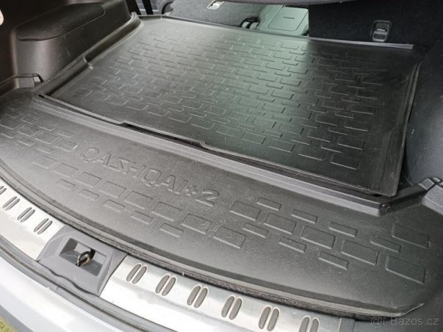 Nissan Qashqai +2