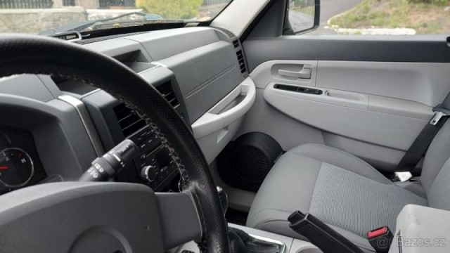 Jeep Cherokee 2,8