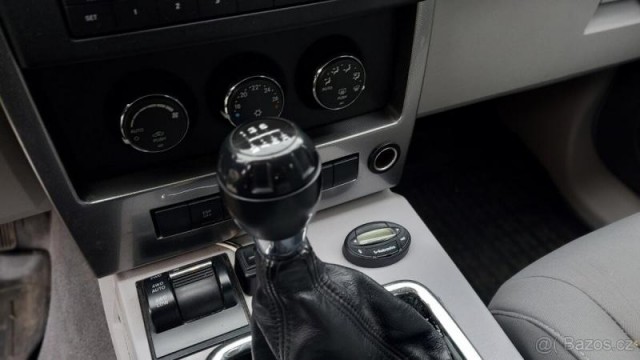 Jeep Cherokee 2,8