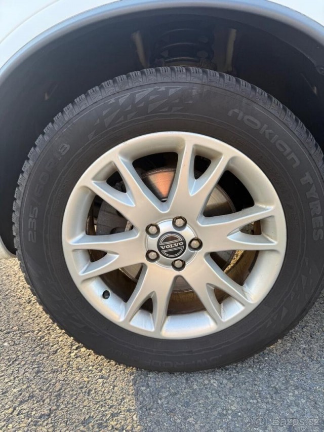 Volvo XC90 2,4