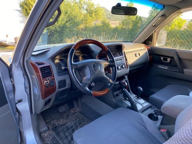 Mitsubishi Pajero 3,2   DI-D AUT., RV2003,4x4,ST